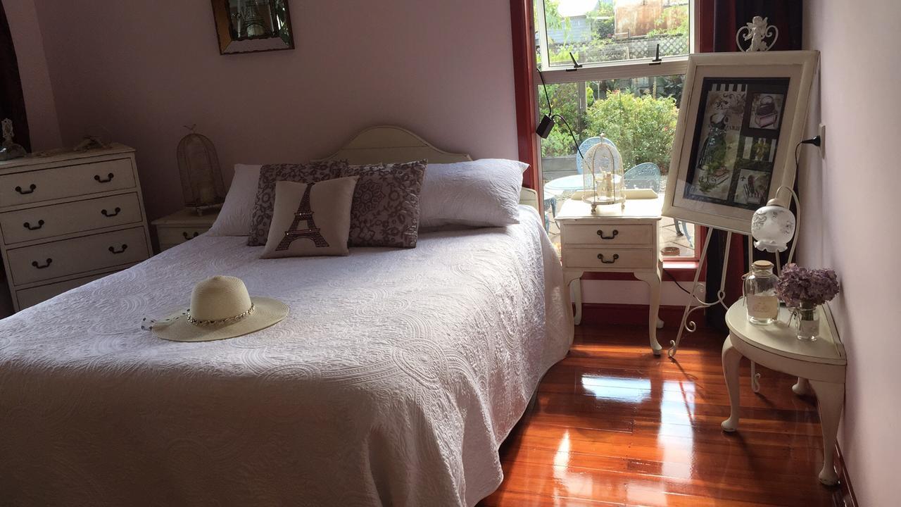The Olive Grove Guest House Te Kopuru Екстериор снимка